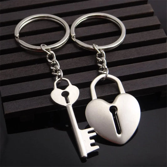 2pcs Love Lock & Heart Keychain Set πβ€οΈ | Perfect Couple Gift!
