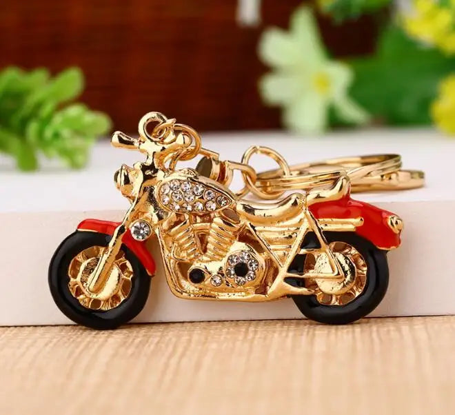 💎 Crystal Car Keychain – Sparkling & Stylish Bag Charm ✨