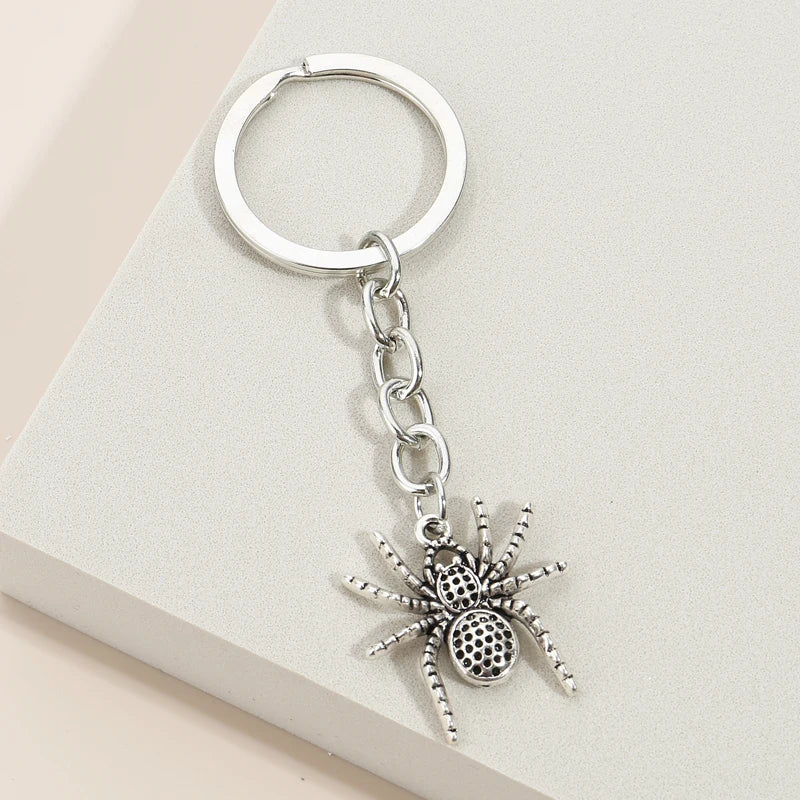 🕷️ Spider Keychain – Creepy-Cute Accessory for Halloween & Beyond! 🎃