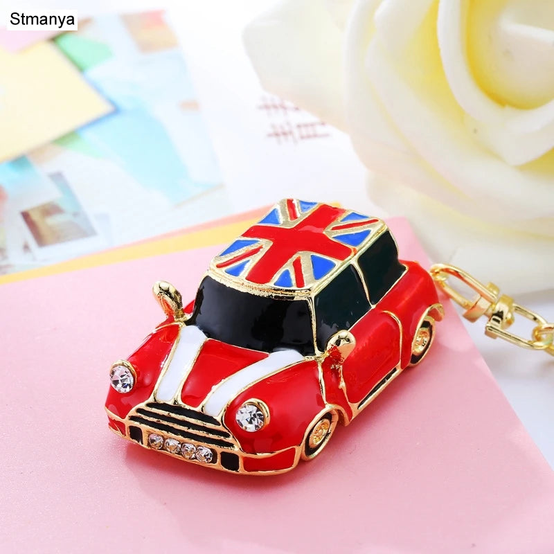 💎 Crystal Car Keychain – Sparkling & Stylish Bag Charm ✨