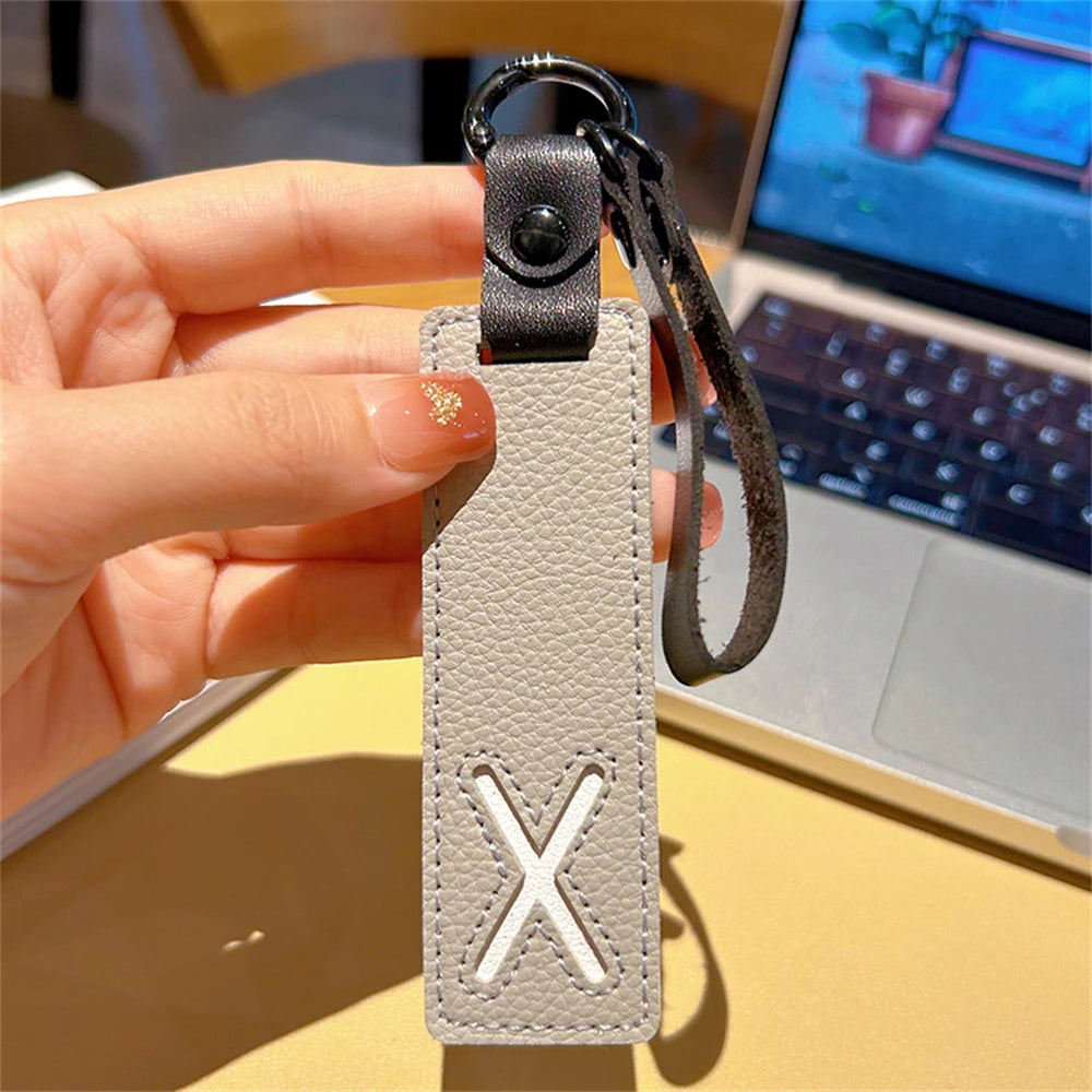 🔠 Leather Initial Keychain – Personal Touch in Style!