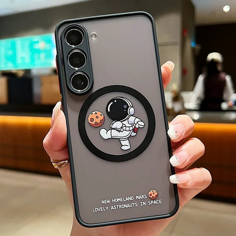 👨‍🚀 Astronaut Magnetic Case – Explore with Style 🚀