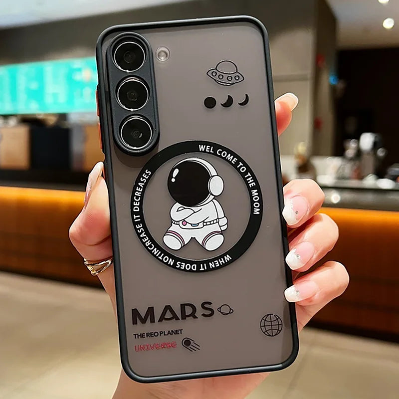 👨‍🚀 Astronaut Magnetic Case – Explore with Style 🚀