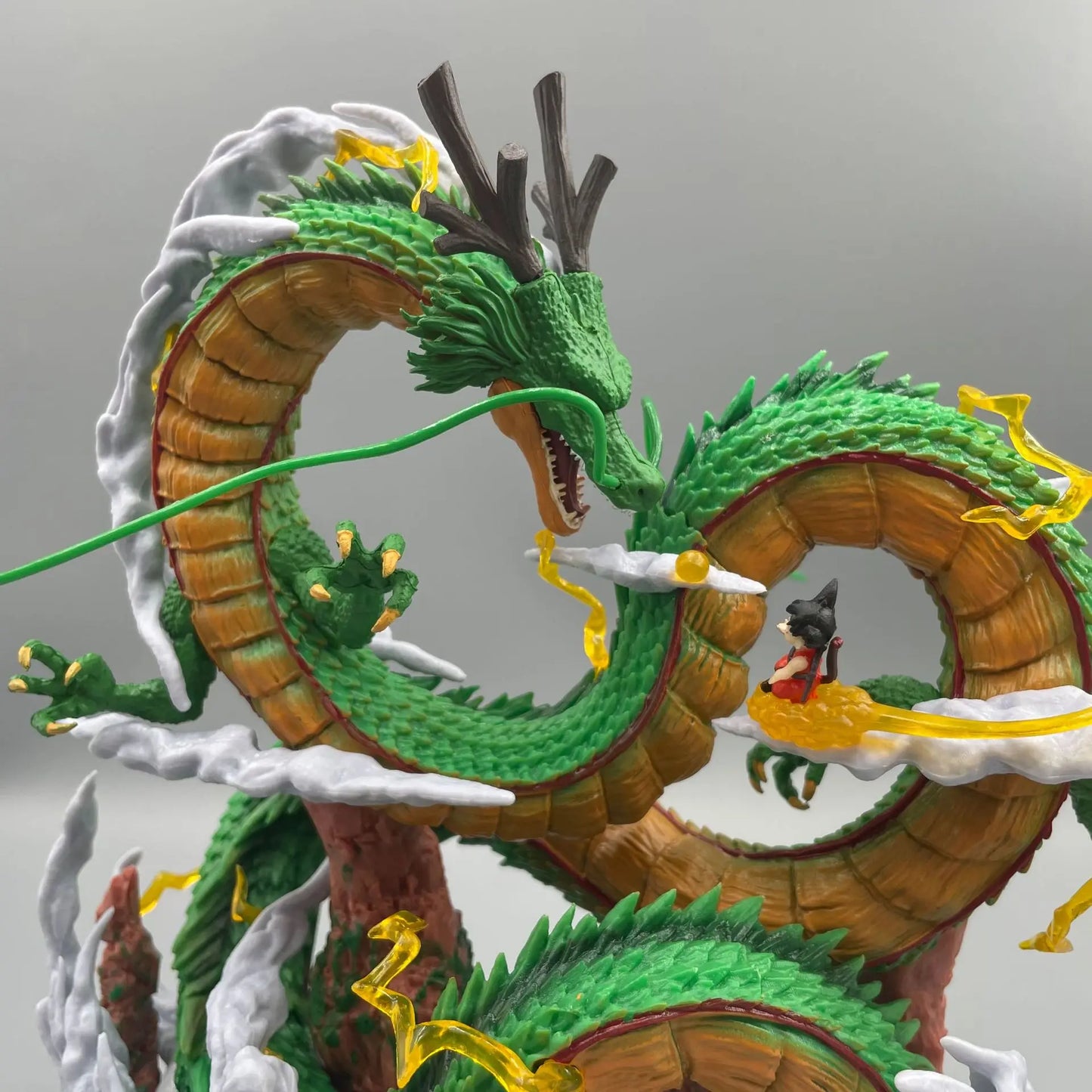 🌟 Dragon Ball Shenron & Goku Figure – 24cm Collector's Model
