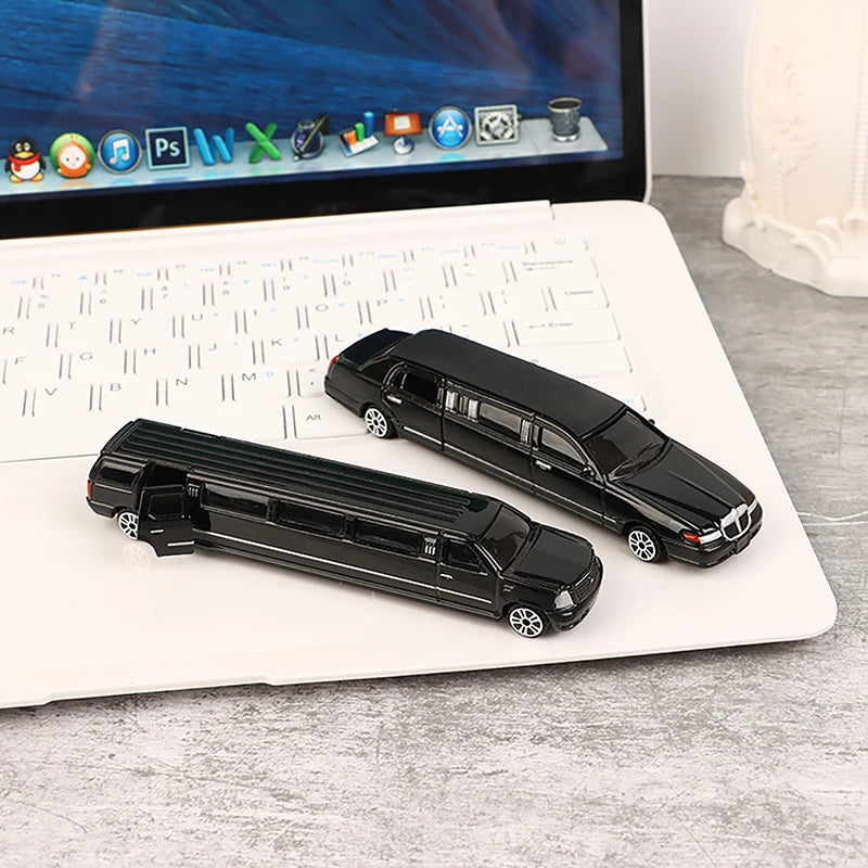 🚗✨ Diecast Luxury Limousine Model – Pull Back Toy with Opening Doors