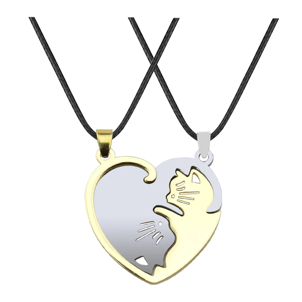🖤🤍 Cute Black & White Cats Couple Keychain – For True Love! 🐱
