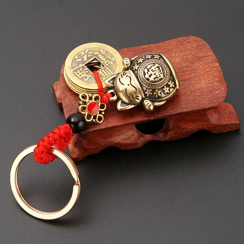 🧧 Lucky Cat Keychain – Fortune & Prosperity Charm