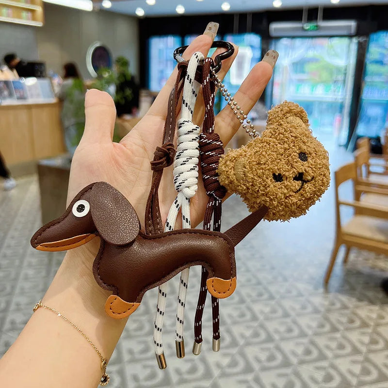 🐶 Cute Dachshund Dog Keychain Lanyard – Funny Pet Bag Charm 🎁
