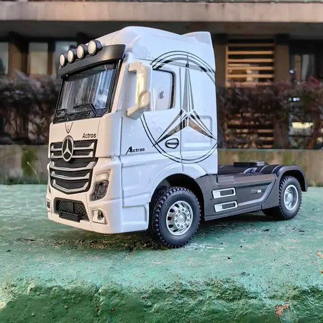 🛻 Mercedes-Benz Actros & Scania R Series Diecast Truck Models