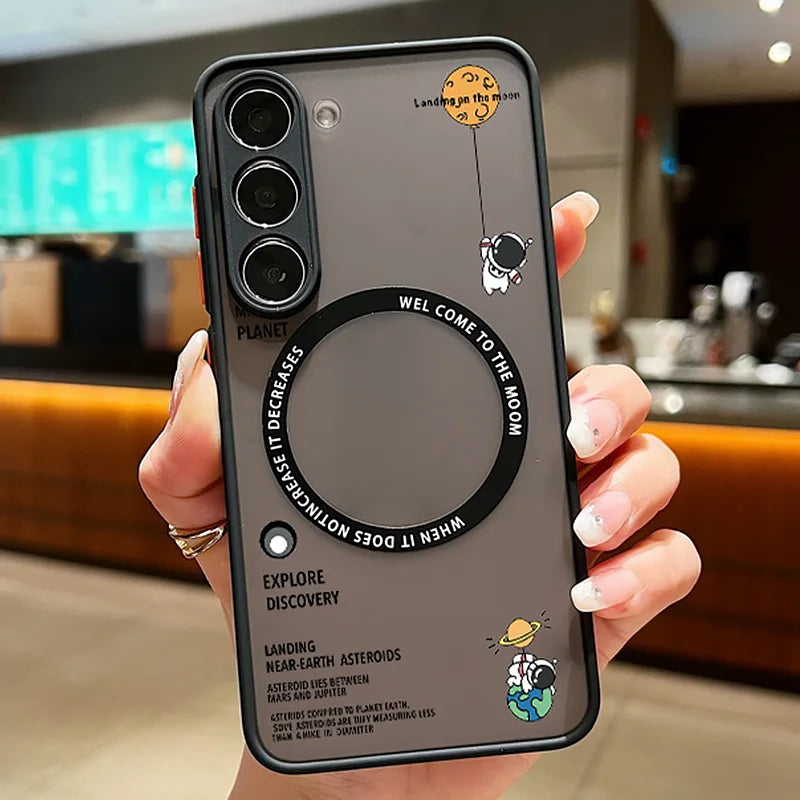 👨‍🚀 Astronaut Magnetic Case – Explore with Style 🚀