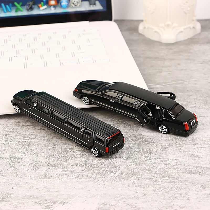 🚗✨ Diecast Luxury Limousine Model – Pull Back Toy with Opening Doors