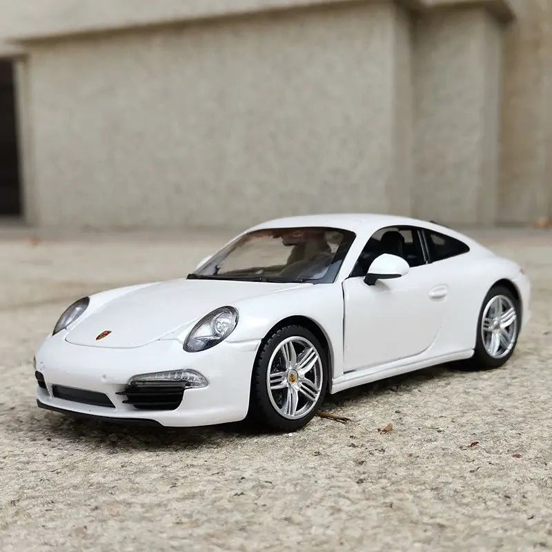 🖤 Porsche 911 Carrera Diecast Model – 1:32 Scale