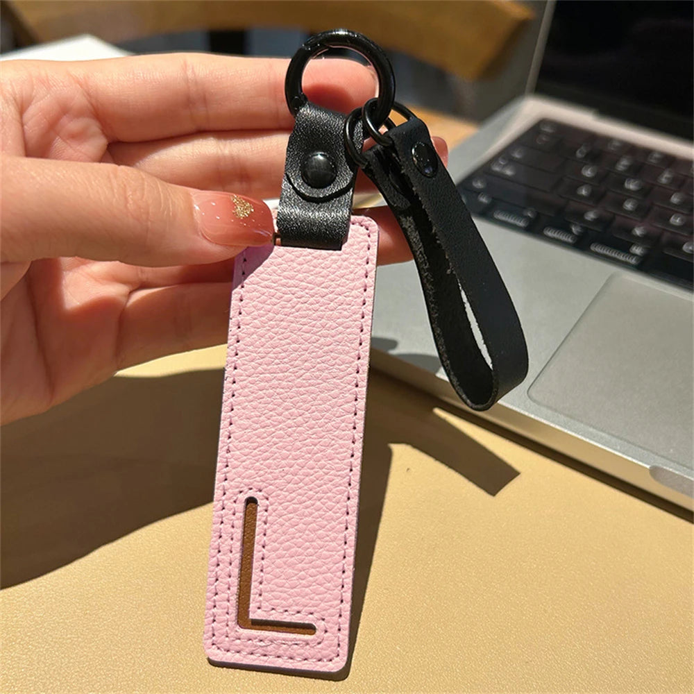 🔠 Leather Initial Keychain – Personal Touch in Style!