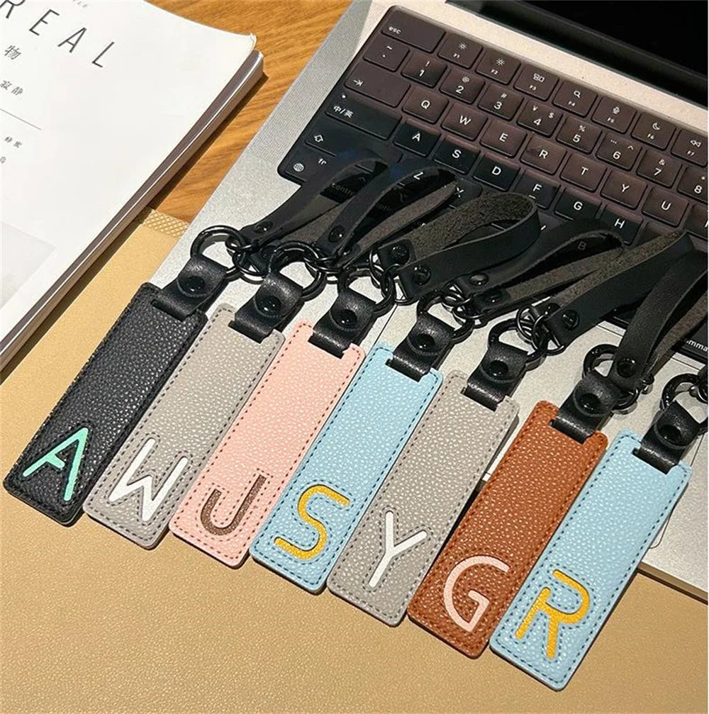 🔠 Leather Initial Keychain – Personal Touch in Style!