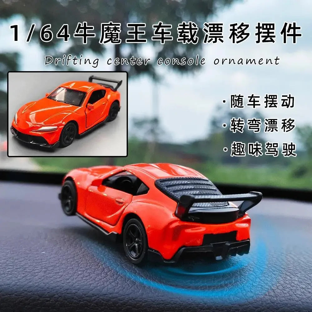 🚗💨 Rotating Drift Car Ornament – Dashboard Racing Model Decoration