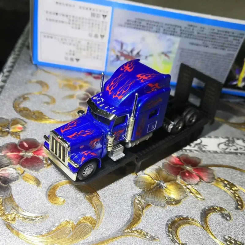 🔥 Die-Cast Classic American Semi Truck 🖤 | 1:64 Scale Collectible Model