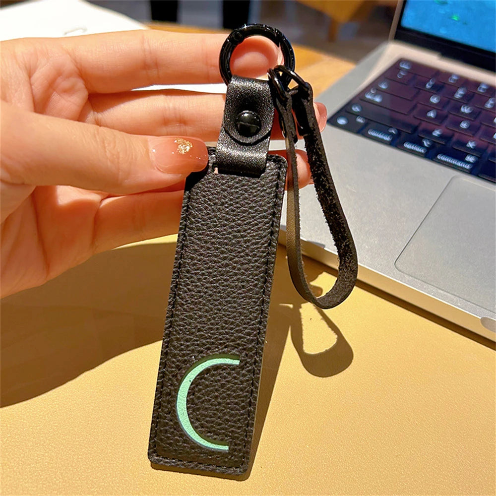 🔠 Leather Initial Keychain – Personal Touch in Style!