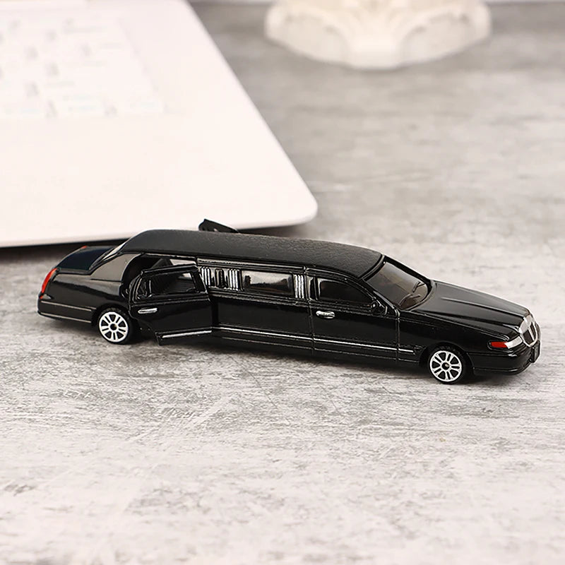 🚗✨ Diecast Luxury Limousine Model – Pull Back Toy with Opening Doors