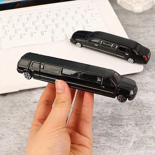🚗✨ Diecast Luxury Limousine Model – Pull Back Toy with Opening Doors