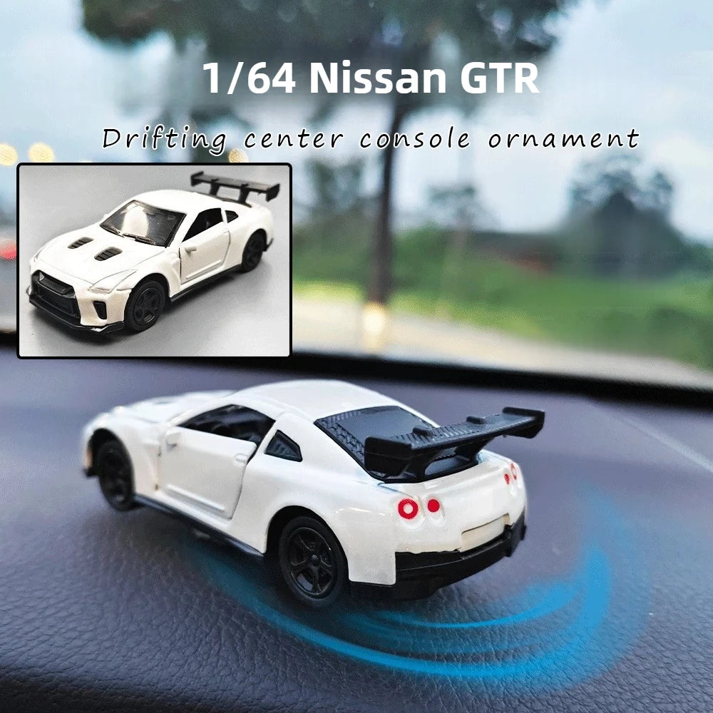 🚗💨 Rotating Drift Car Ornament – Dashboard Racing Model Decoration