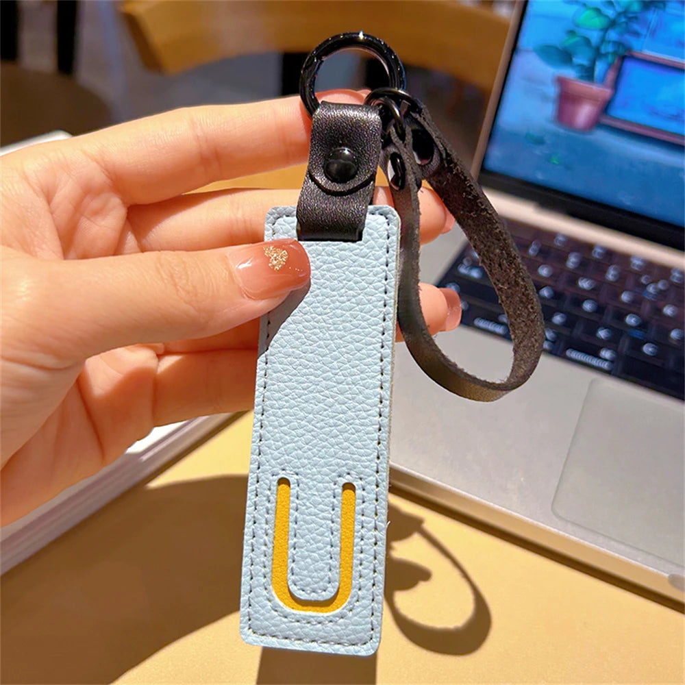 🔠 Leather Initial Keychain – Personal Touch in Style!