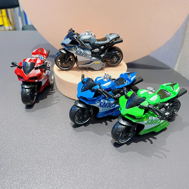 🏍️ Mini Clockwork Motorcycle Keychain – Creative Gift for Riders & Collectors 🛠️