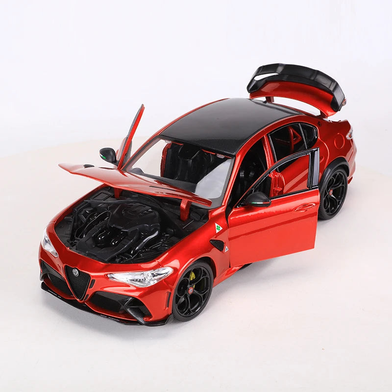 🚗 Bburago 1:18 Alfa Romeo Giulia GTAm Diecast Model Car