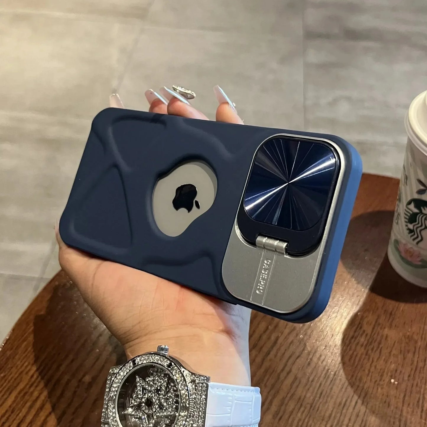 🆒 Fashion Logo Magnetic Case – Style & Protection Combined! 🛡️