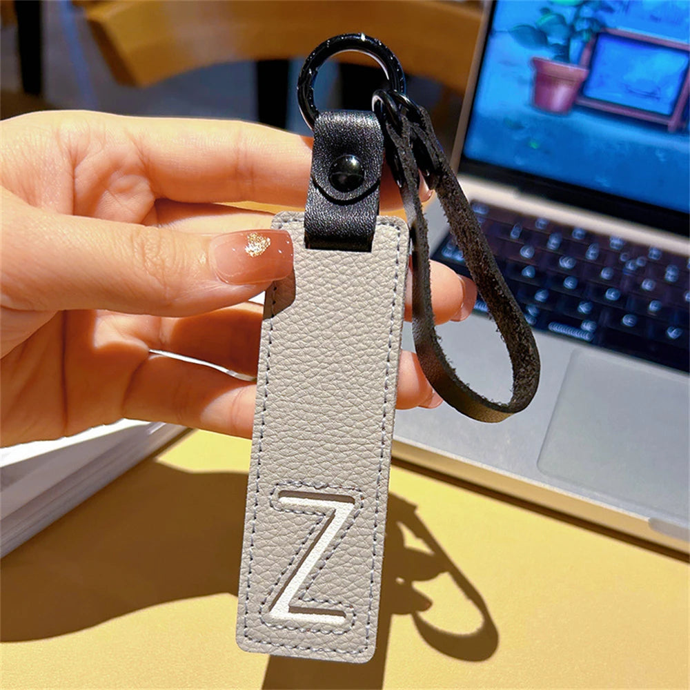 🔠 Leather Initial Keychain – Personal Touch in Style!