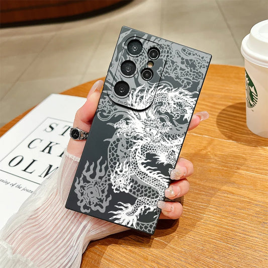 🐉 White Dragon Pattern Phone Case – Soft Cover for Samsung Galaxy