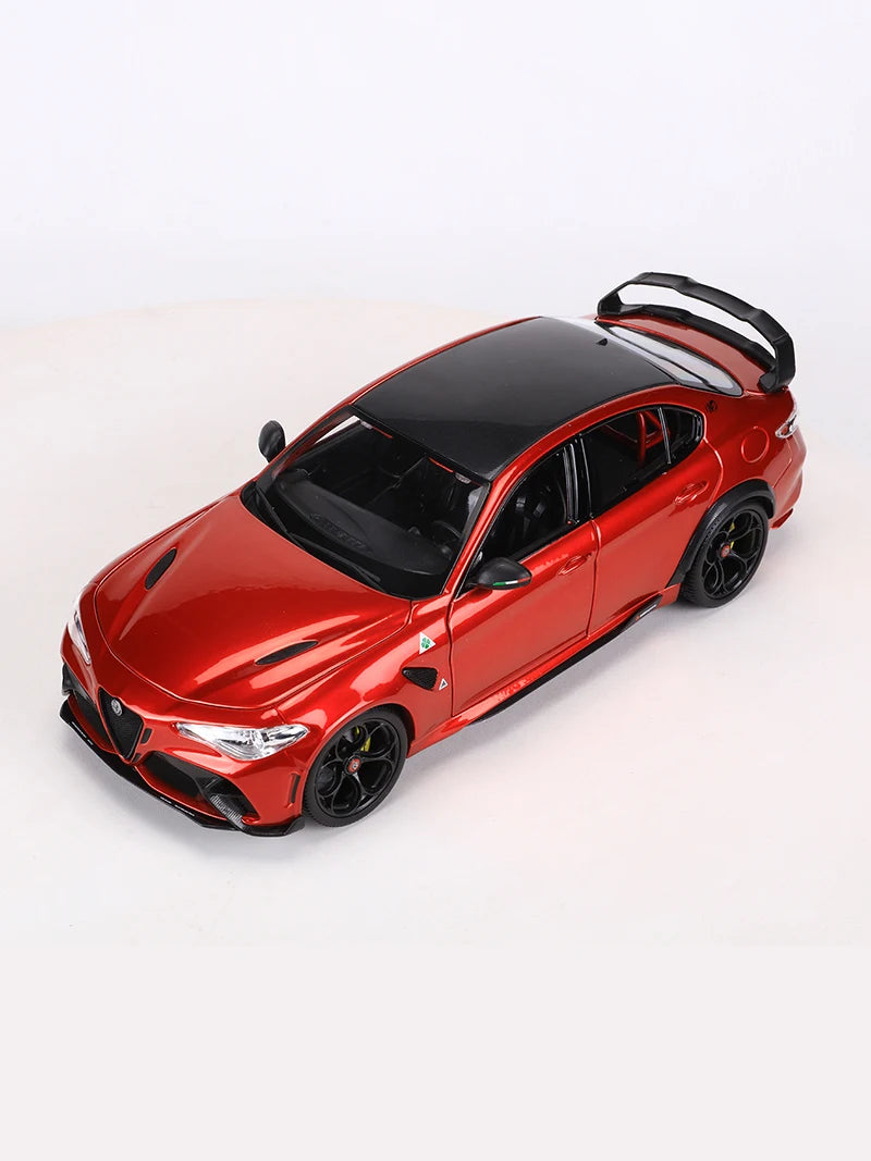 🚗 Bburago 1:18 Alfa Romeo Giulia GTAm Diecast Model Car