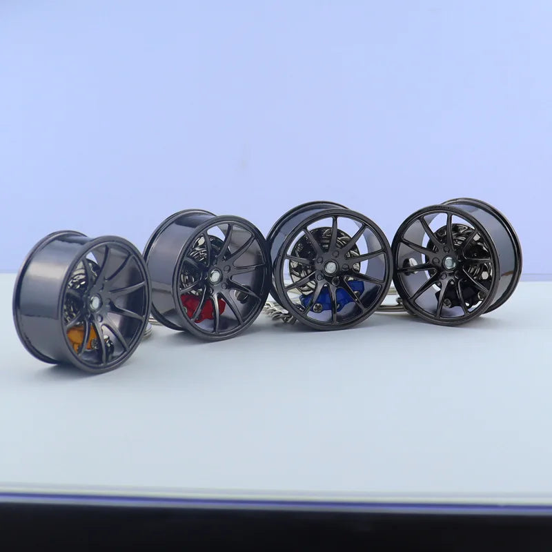 🟡 Racing Tire Hub Keychain – Stylish Metal Pendant for Car Enthusiasts