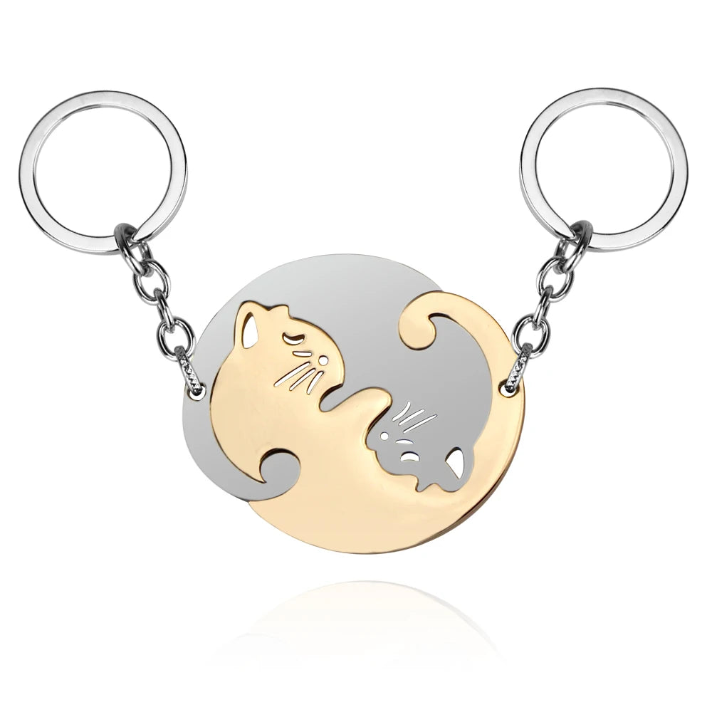 🖤🤍 Cute Black & White Cats Couple Keychain – For True Love! 🐱
