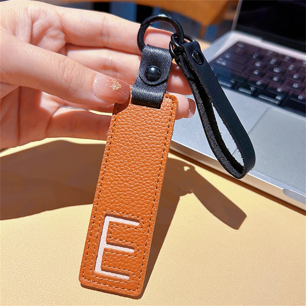 🔠 Leather Initial Keychain – Personal Touch in Style!