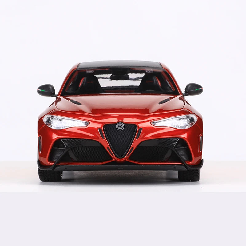 🚗 Bburago 1:18 Alfa Romeo Giulia GTAm Diecast Model Car