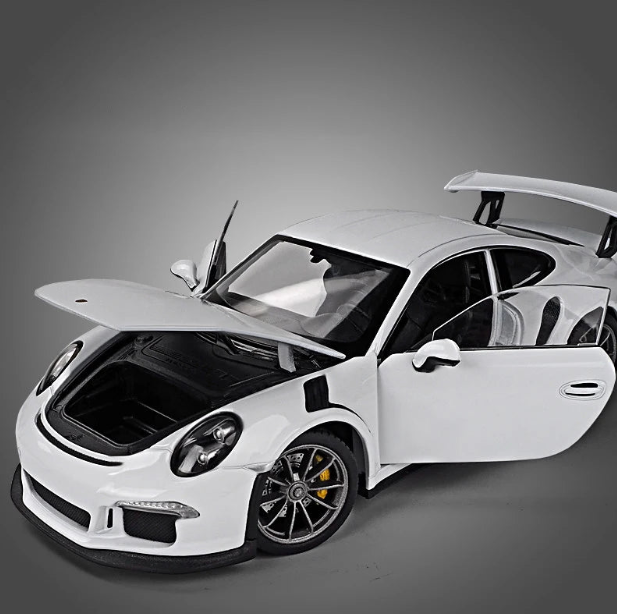 🏁 Porsche 911 GT3 RS Diecast Model – 1:18 Scale 🚗